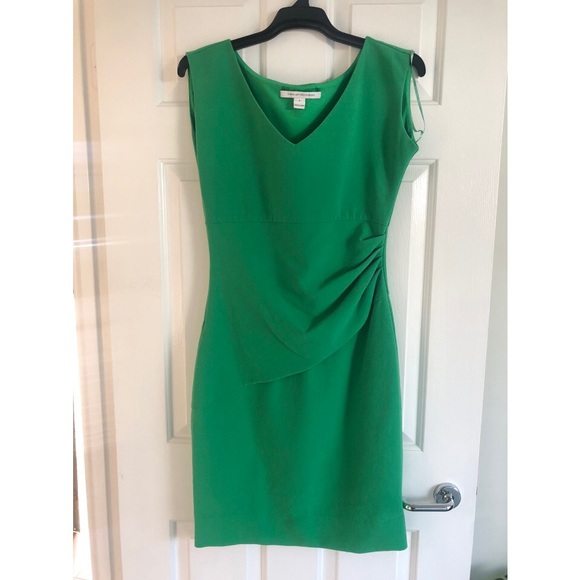 Diane Von Furstenberg Dresses & Skirts - Diane Von Furstenberg Vintage Dress, Green, Size 8-10, Cinched Waist, Sheath